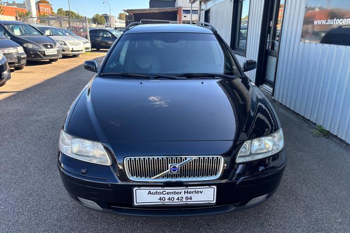 Sort Volvo V70 fra 2006