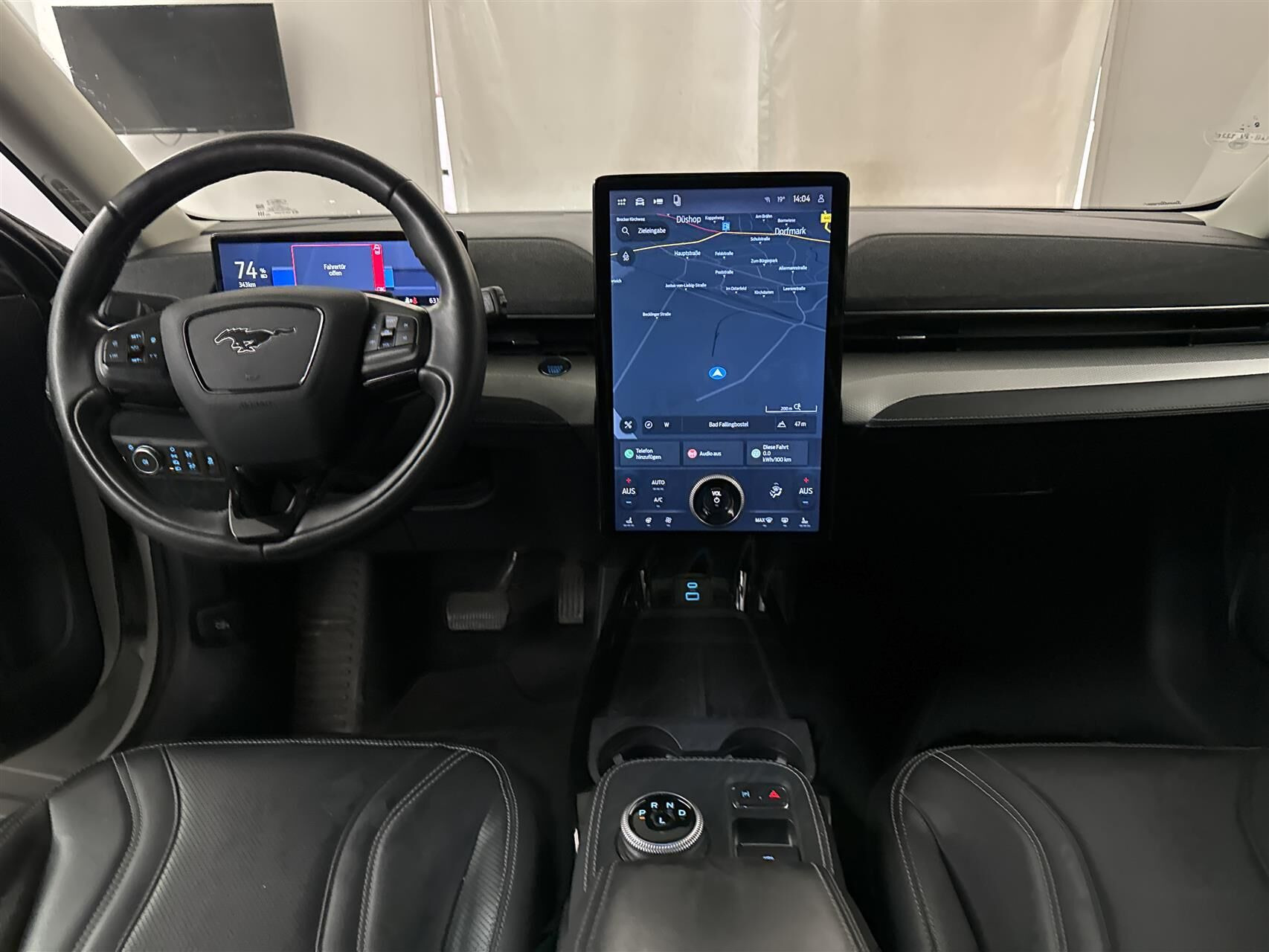 Hvid Ford Mustang Mach-E fra 2022
