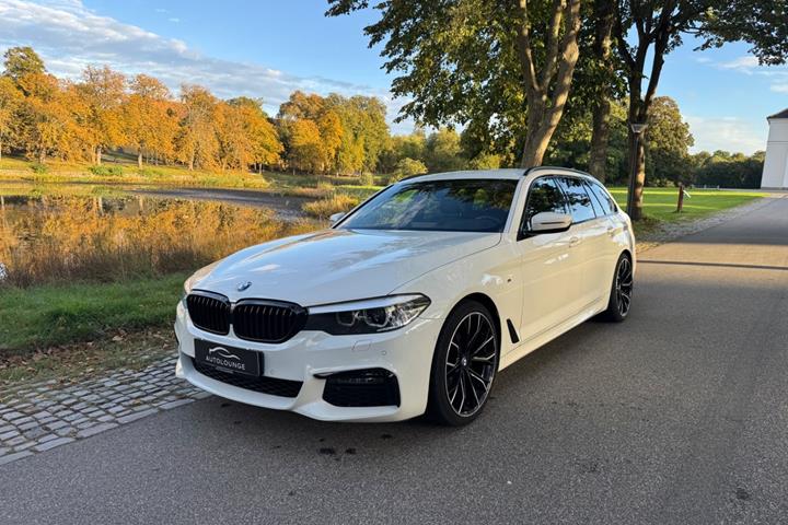 Hvid BMW 520i fra 2019