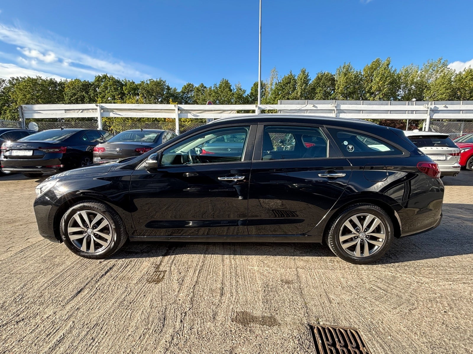 Hvid Hyundai i30 fra 2017