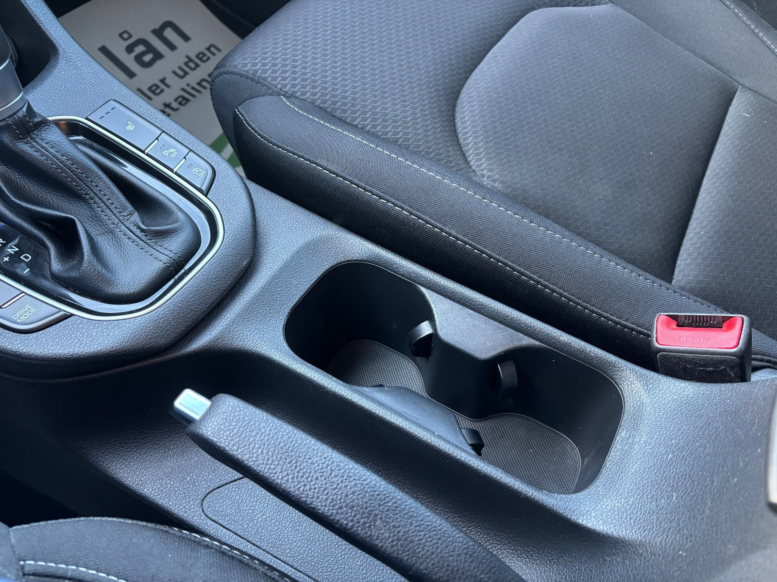 Hvid Hyundai i30 fra 2017