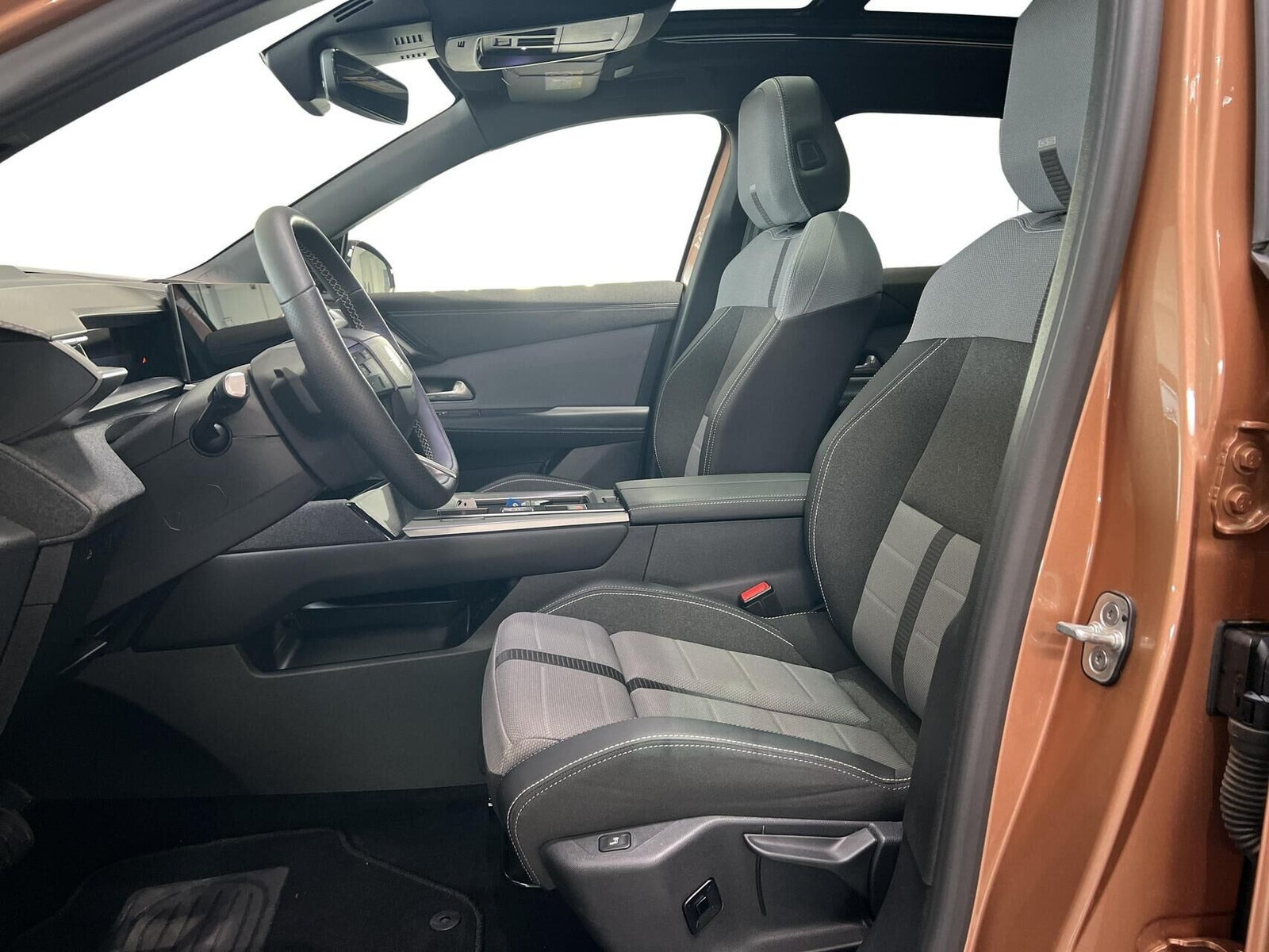 Brun Opel Grandland-e fra 2025