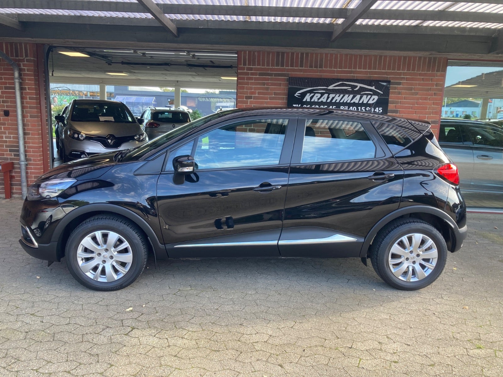Sort Renault Captur fra 2017