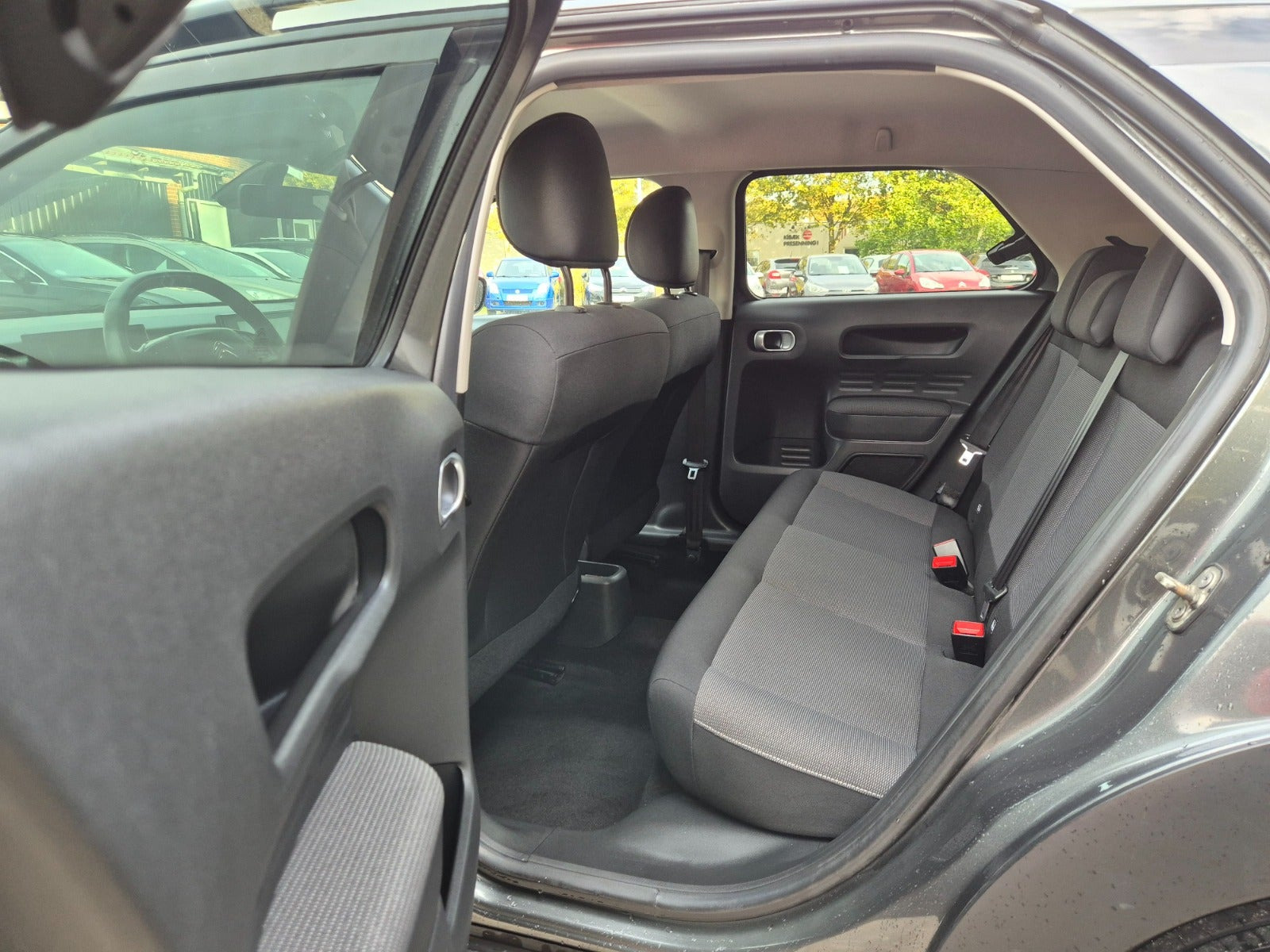 Grøn Citroën C4 Cactus fra 2017