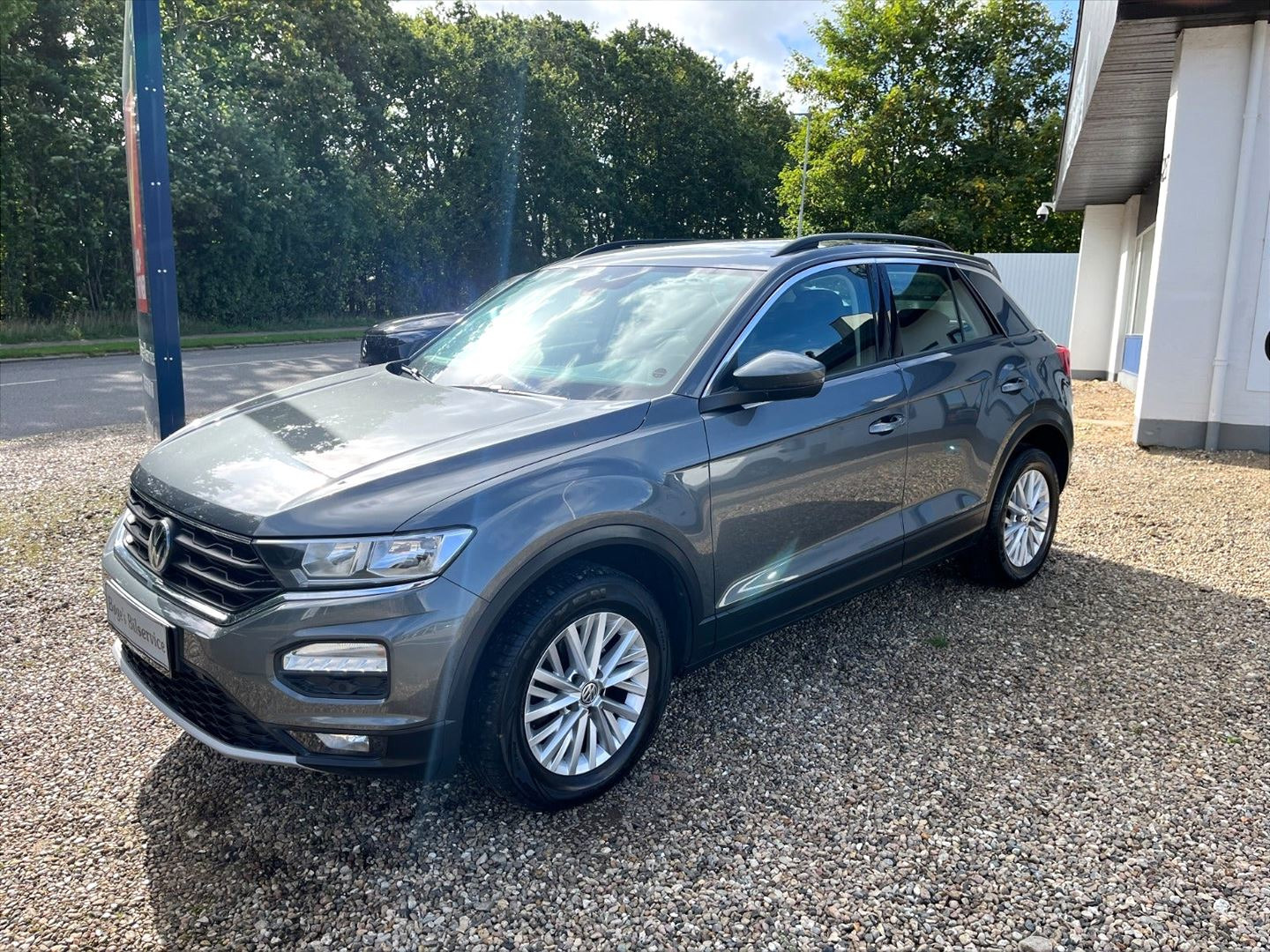 Grå VW T-Roc fra 2020