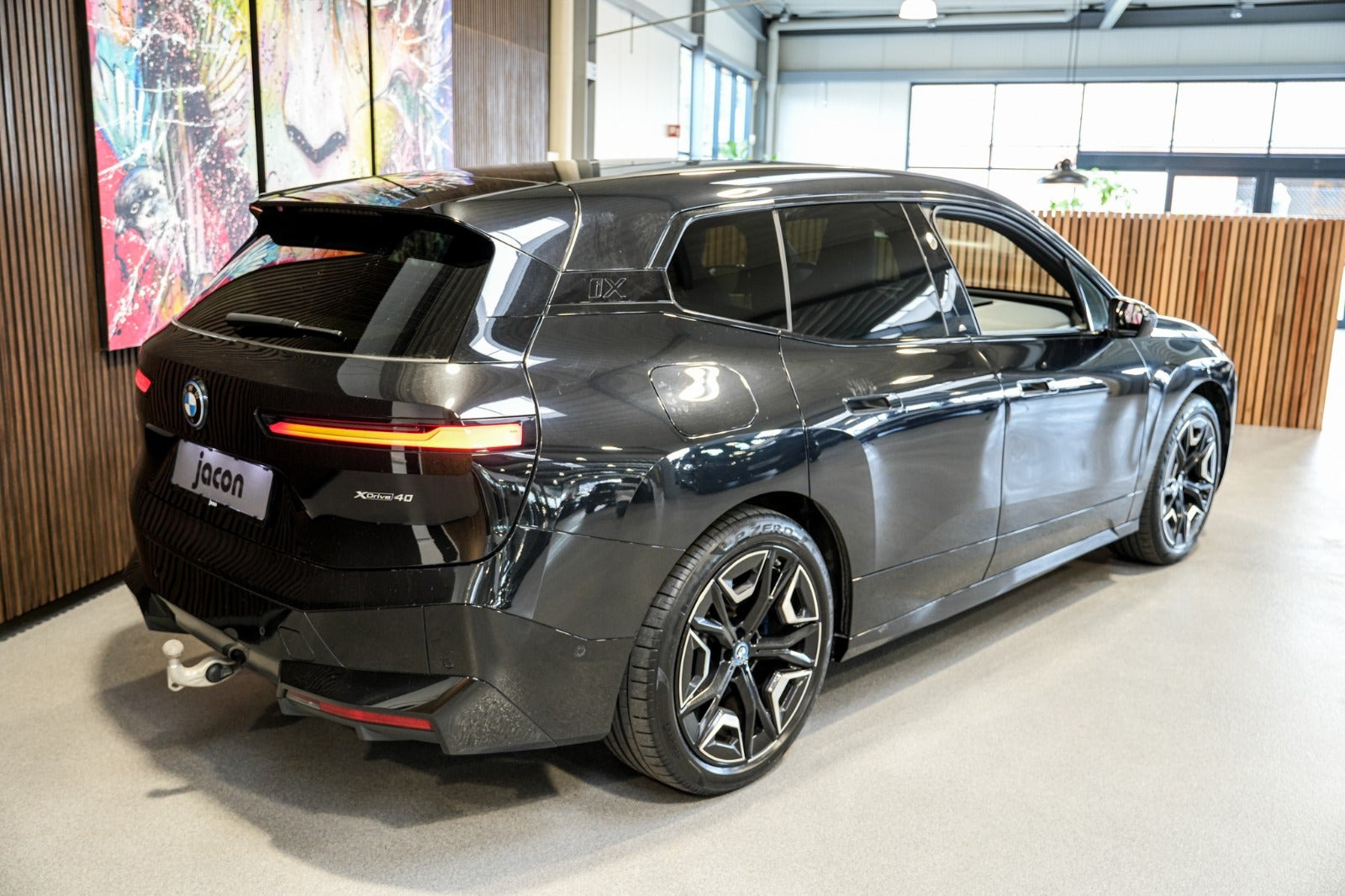 Sort BMW iX fra 2021