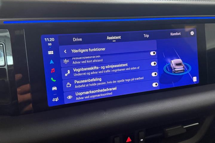 Grå Porsche Macan 4 fra 2025