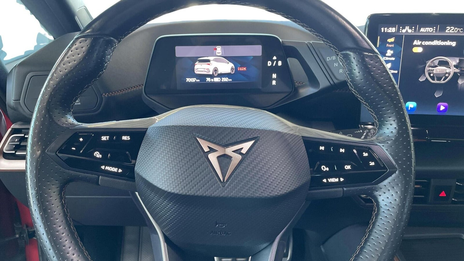 Rød Cupra Born fra 2023