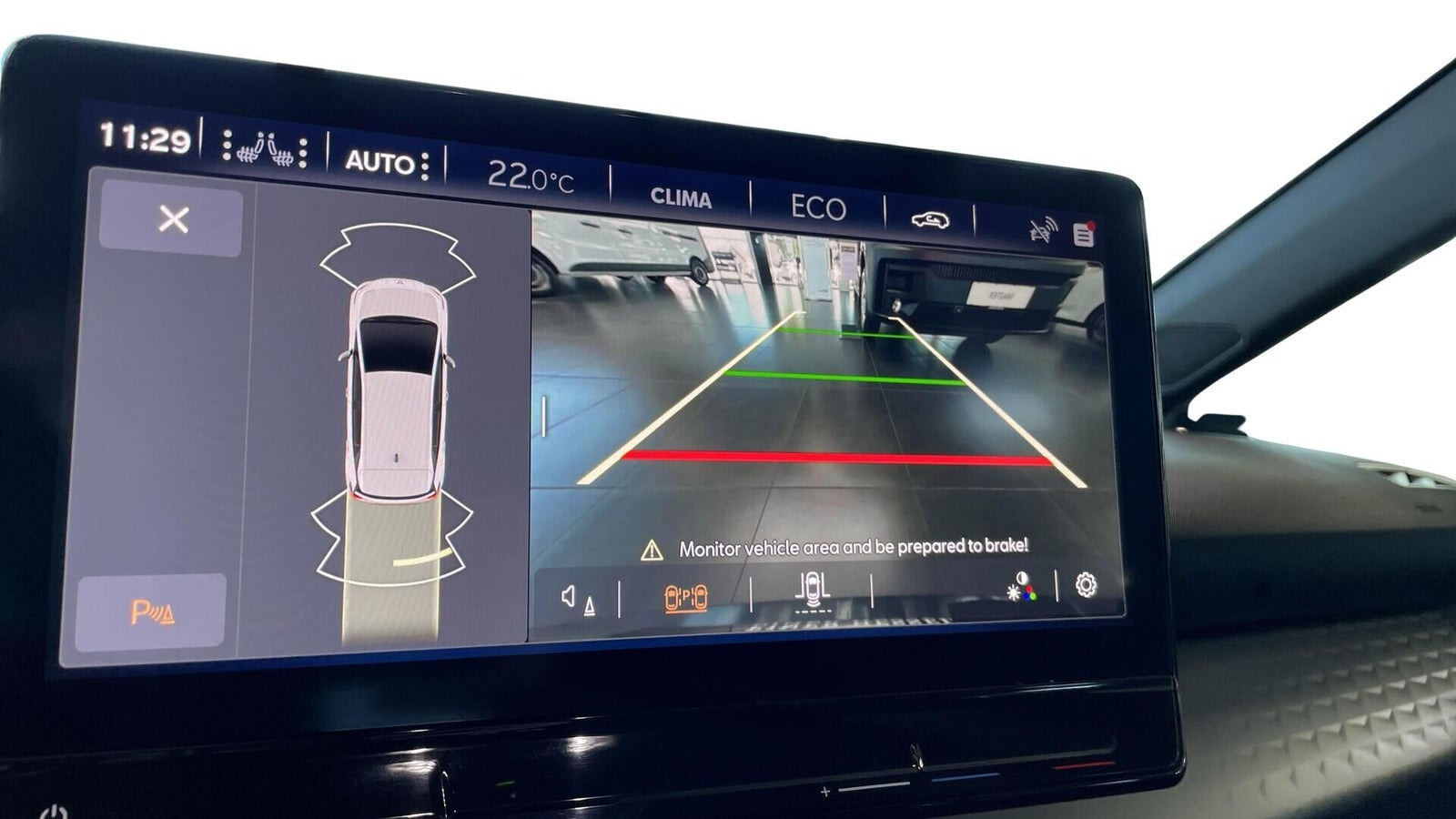 Rød Cupra Born fra 2023