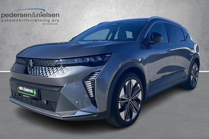 Sort Renault Scénic fra 2024 set udefra
