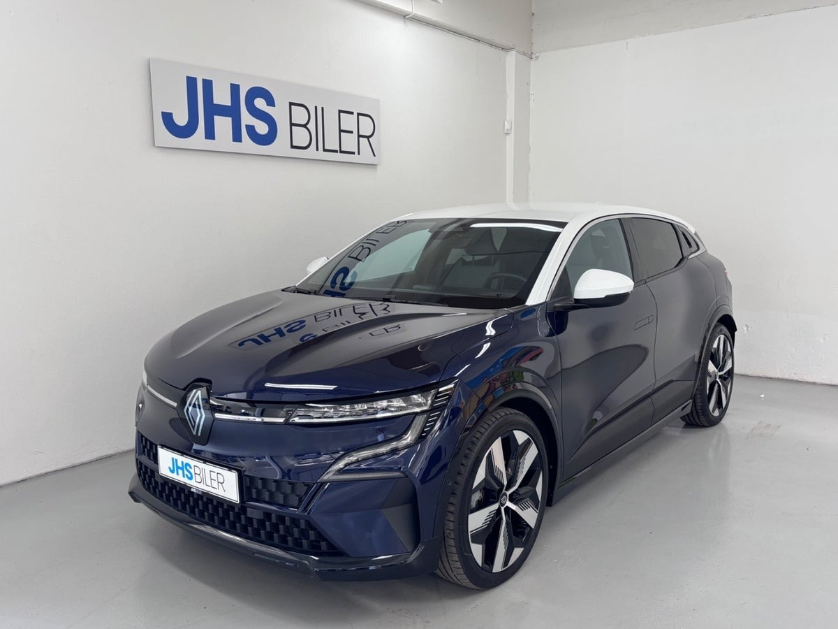 Blå Renault Megane E-Tech fra 2024