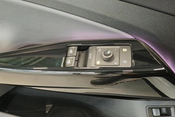 Hvid VW ID.5 fra 2023