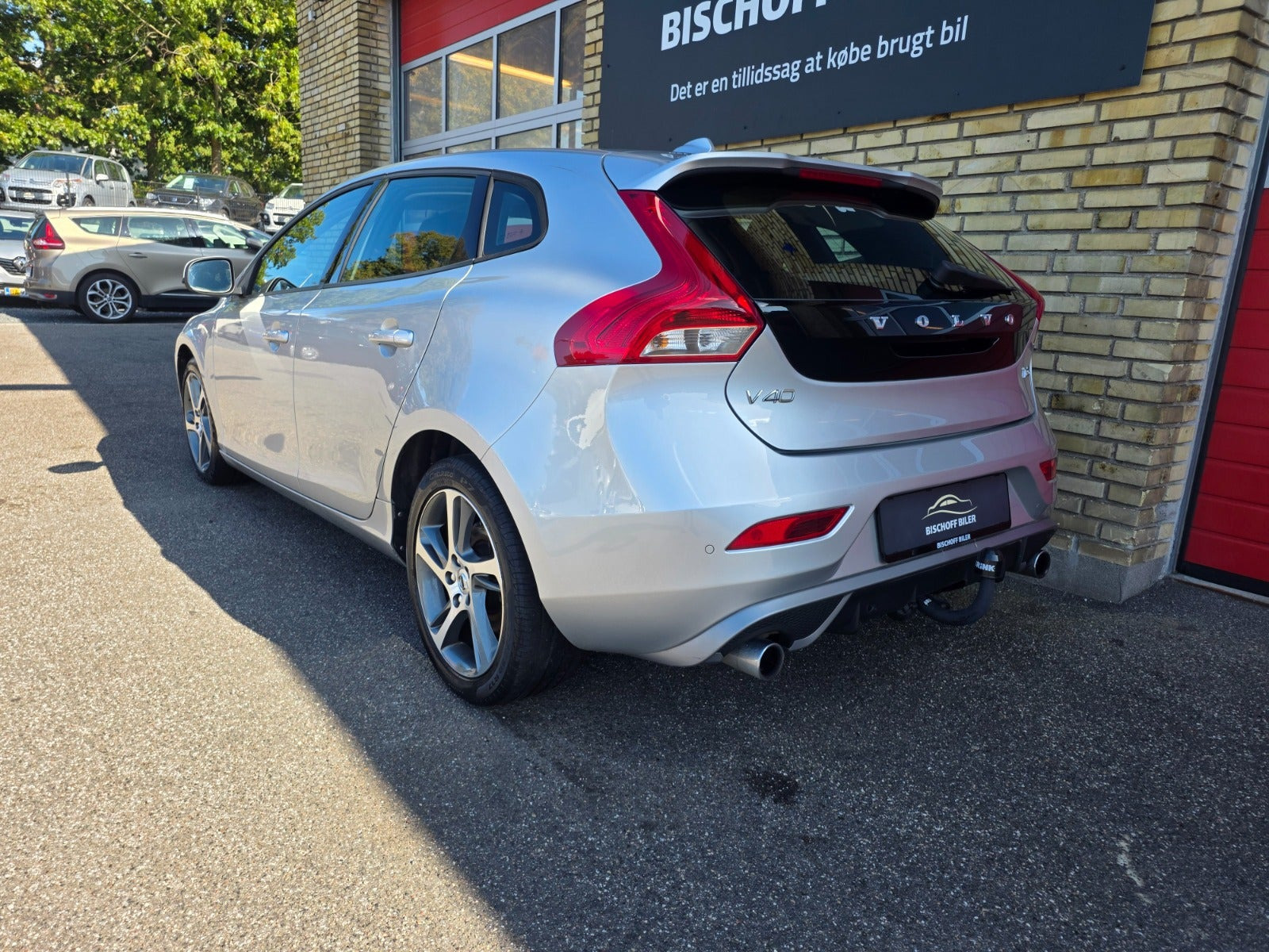 Sølv Volvo V40 fra 2017