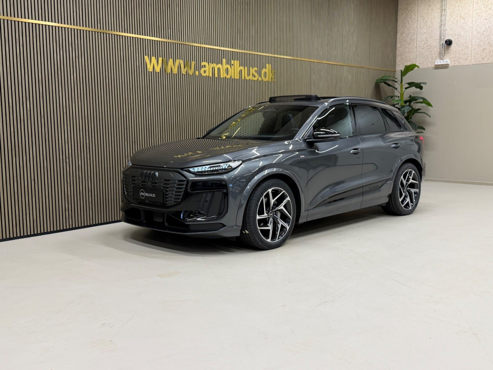 Audi Q6 e-tron Ultra S-line quattro