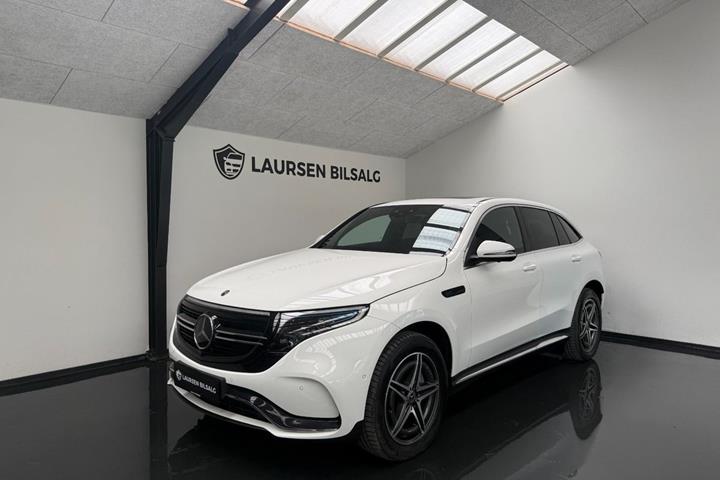 Hvid Mercedes EQC400 fra 2020
