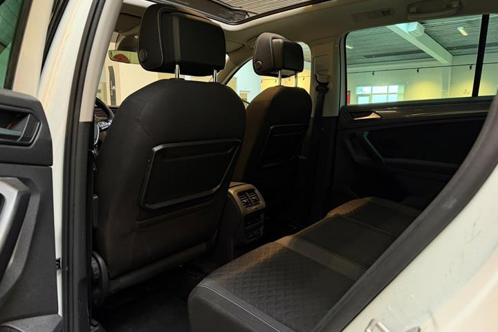 Hvid VW Tiguan fra 2018