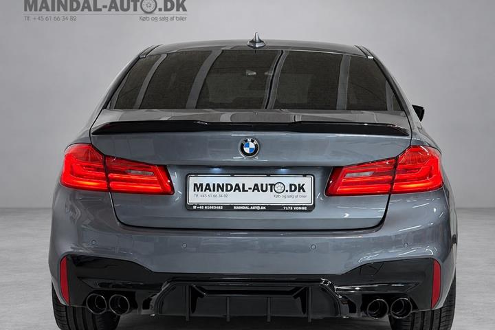 Sort BMW 520d fra 2018
