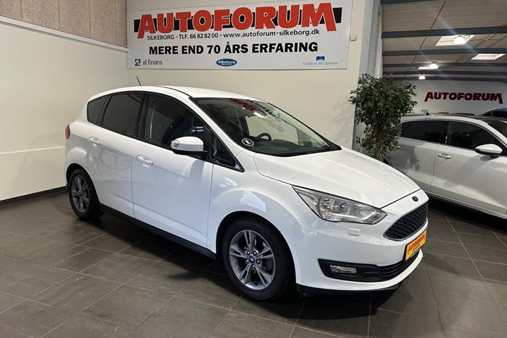 Hvid Ford C-MAX fra 2019 set udefra