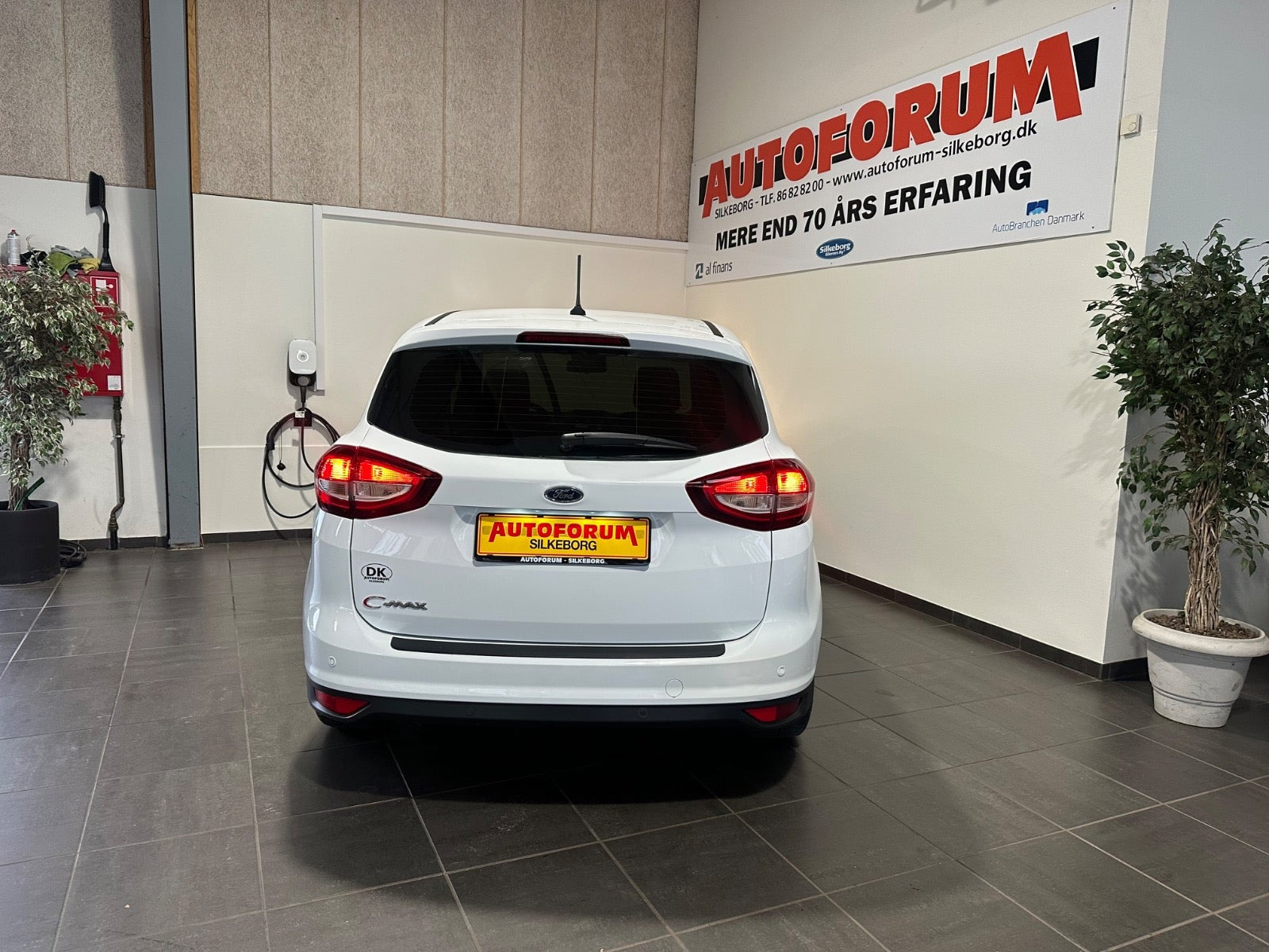 Hvid Ford C-MAX fra 2019