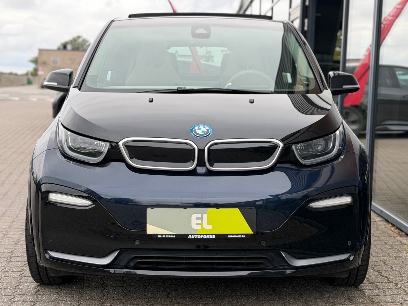 Blå BMW i3s fra 2020