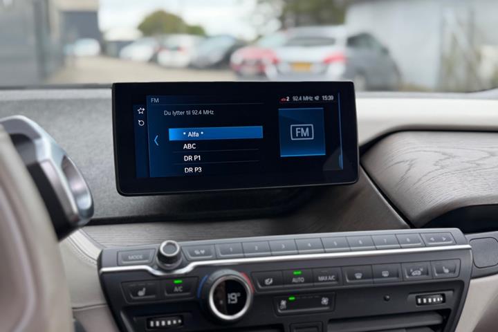 Blå BMW i3s fra 2020