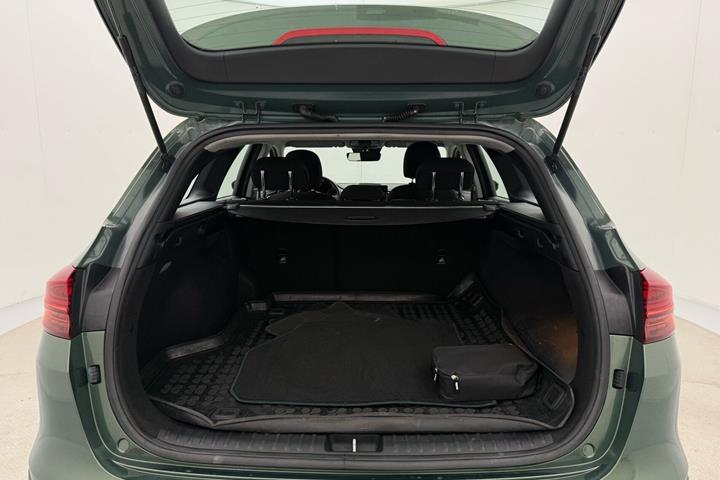 Grøn Kia Ceed fra 2023