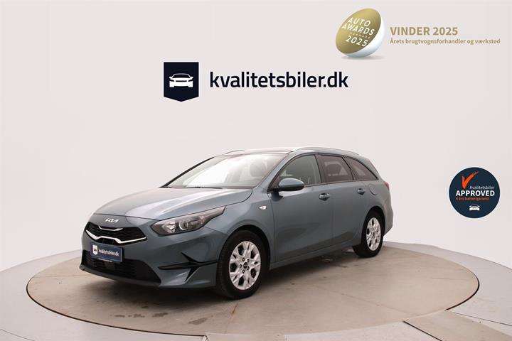 Grå Kia Ceed fra 2023