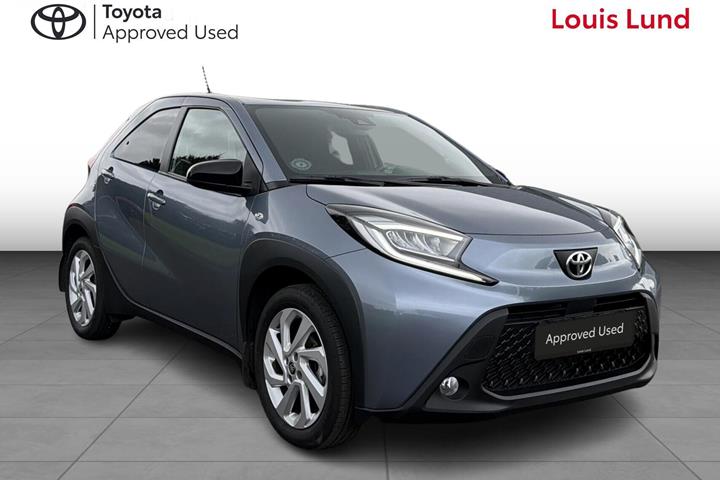 Grå Toyota Aygo X fra 2025