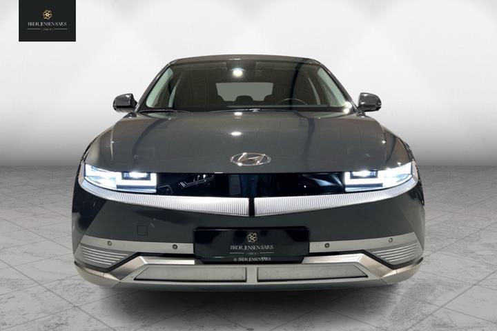 Grå Hyundai Ioniq 5 fra 2024