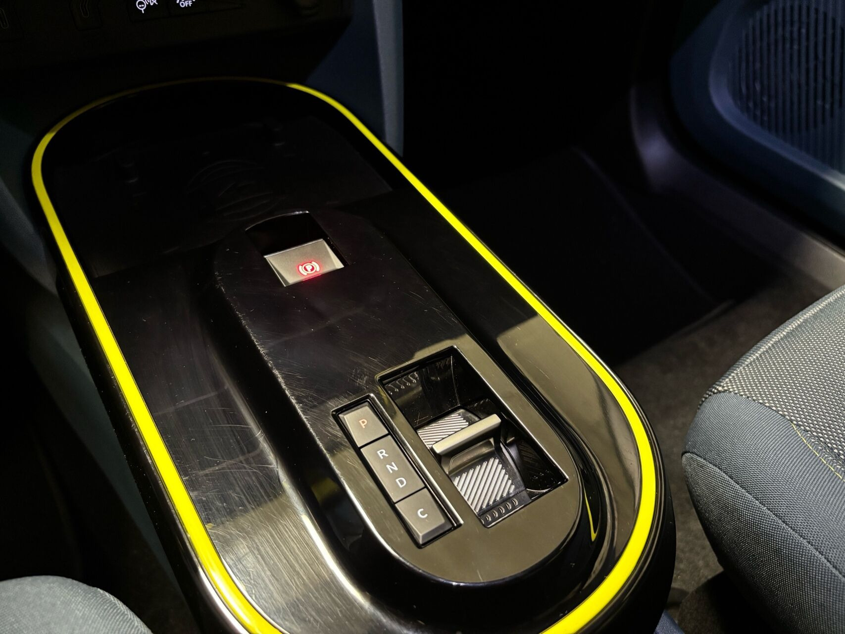 Gul Fiat Grande Panda fra 2025