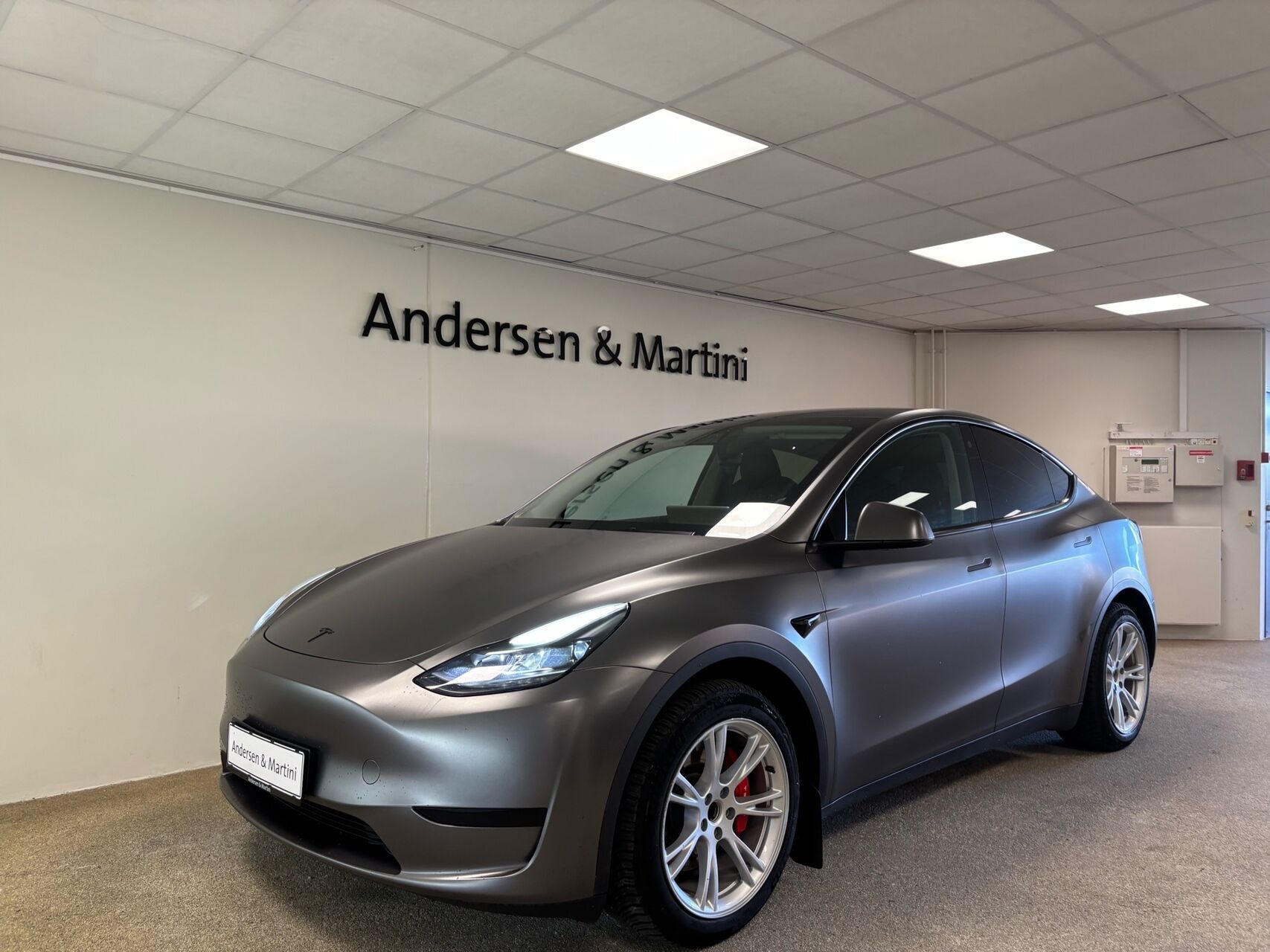 Tesla Model Y EL RWD 299HK 5d Aut.