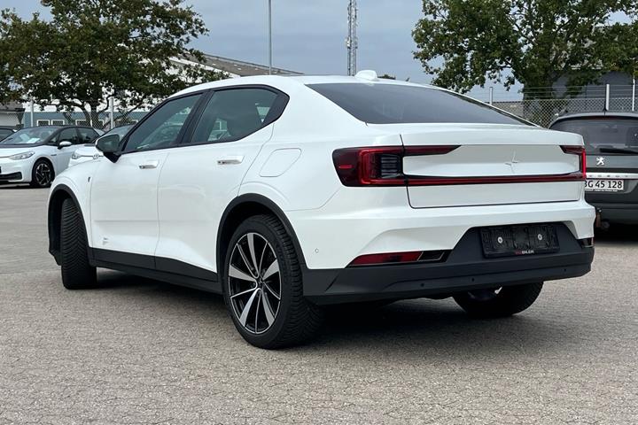 Hvid Polestar 2 fra 2022