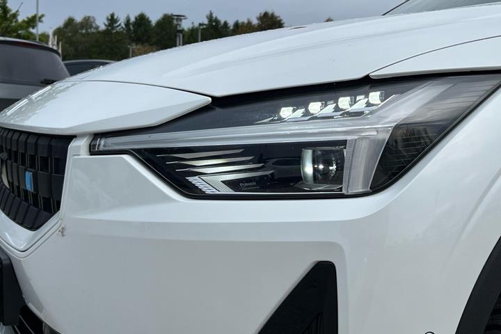 Hvid Polestar 2 fra 2022