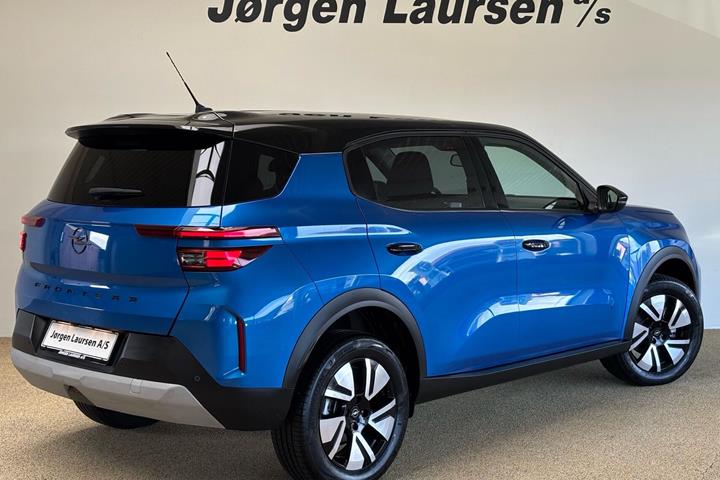 Blå Opel Frontera fra 2025