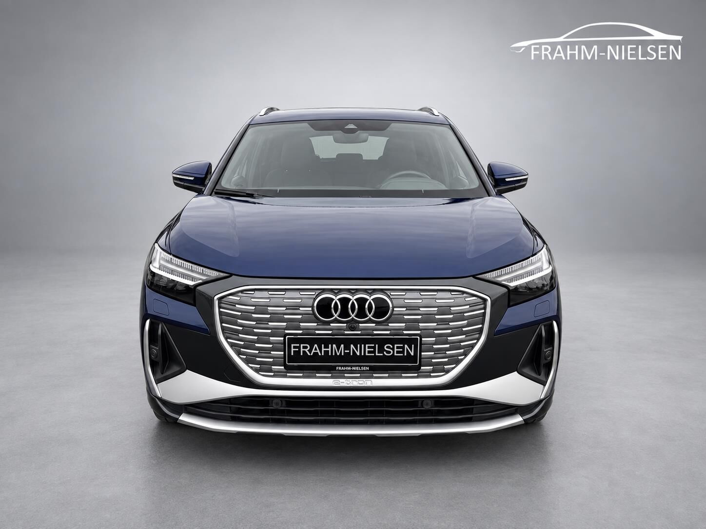 Blå Audi Q4 fra 2021