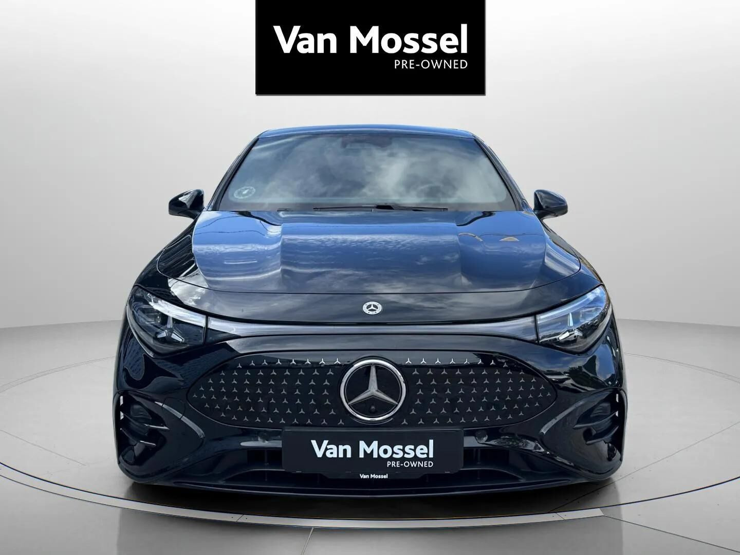 Sort Mercedes CLA250+ fra 2025