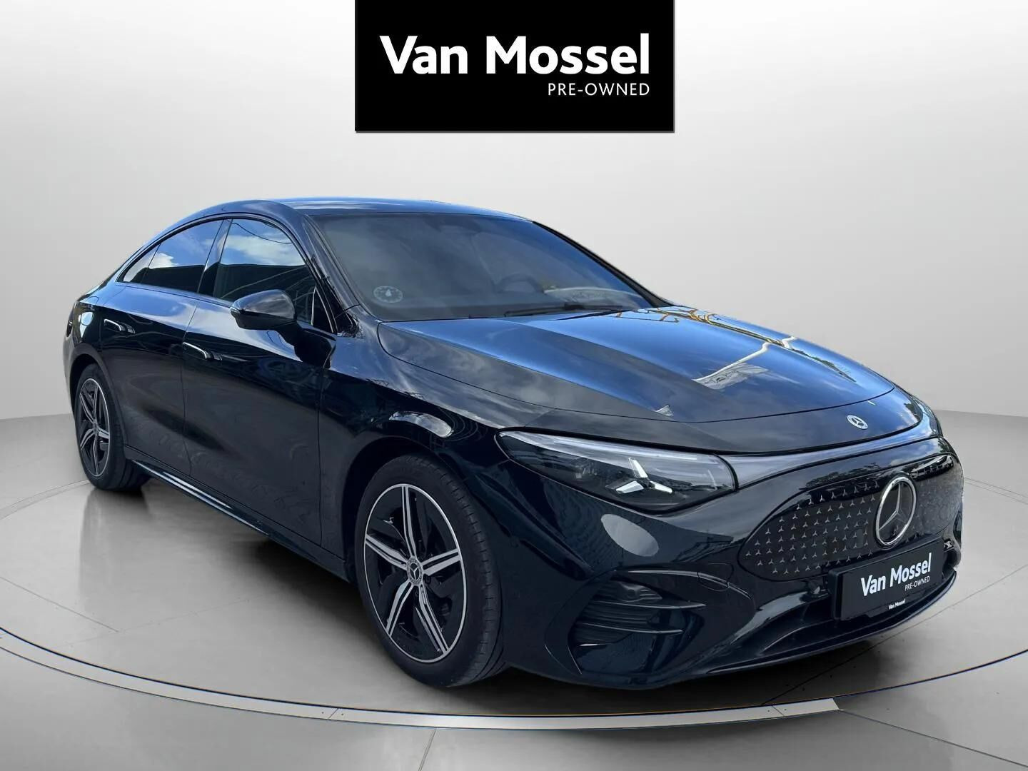 Sort Mercedes CLA250+ fra 2025