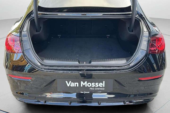 Sort Mercedes CLA250+ fra 2025