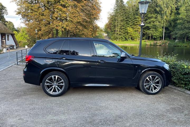 undefined BMW X5 fra 2015