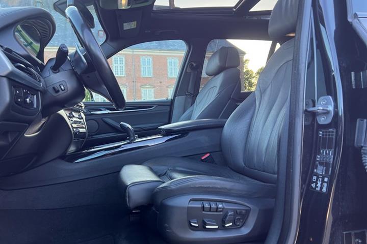 undefined BMW X5 fra 2015