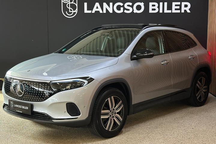 Sølv Mercedes EQA300 fra 2023