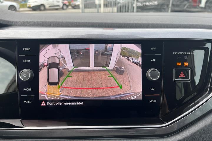 Grå VW Taigo fra 2023