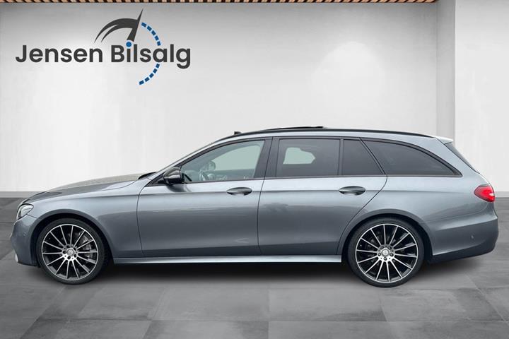 Grå Mercedes E220 d fra 2017
