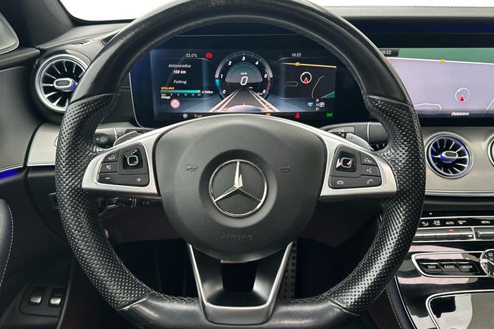 Grå Mercedes E220 d fra 2017