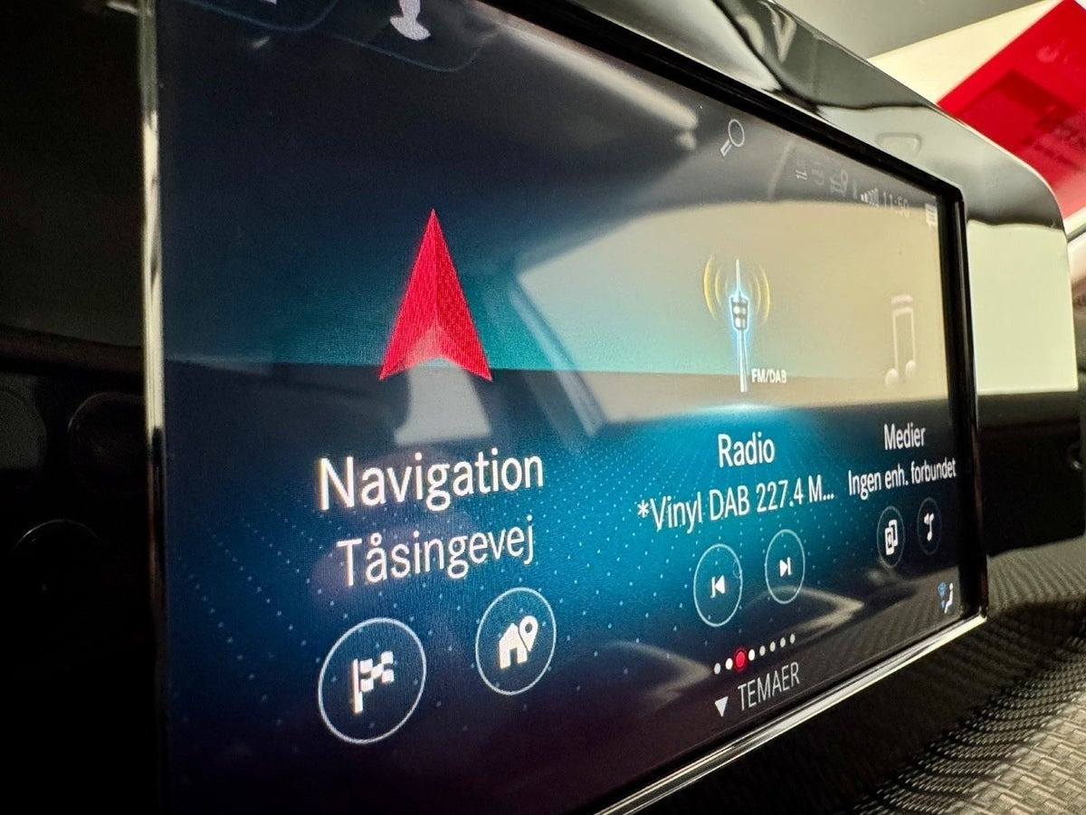 Grå Mercedes A250 e fra 2021