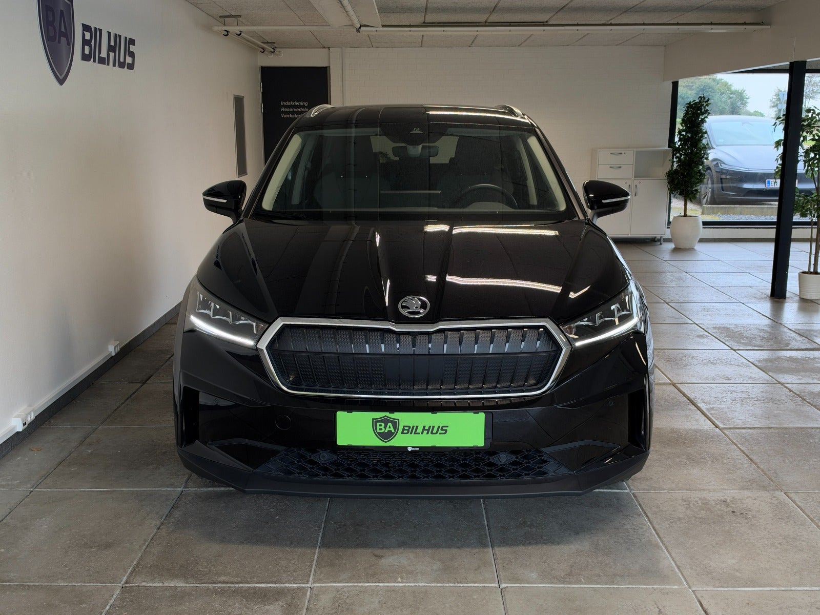 Sort Skoda Enyaq fra 2025