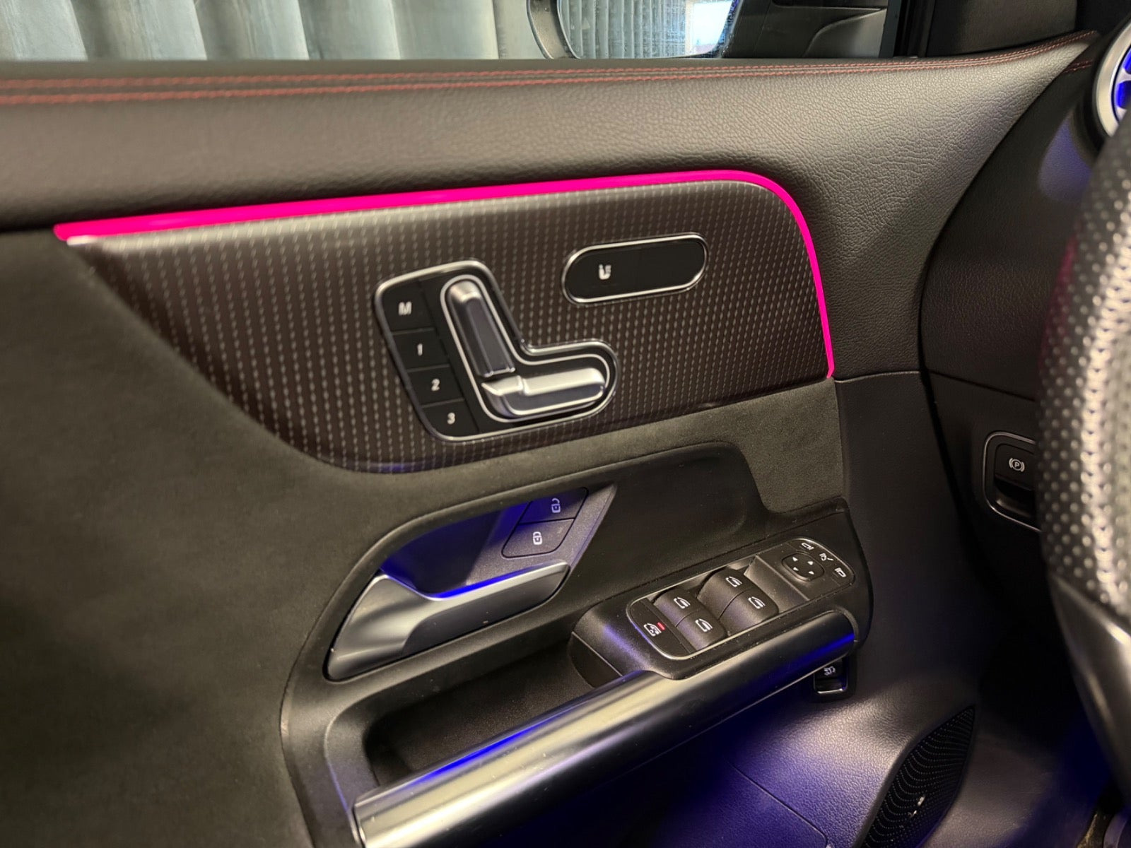 Sort Mercedes EQA250 fra 2022