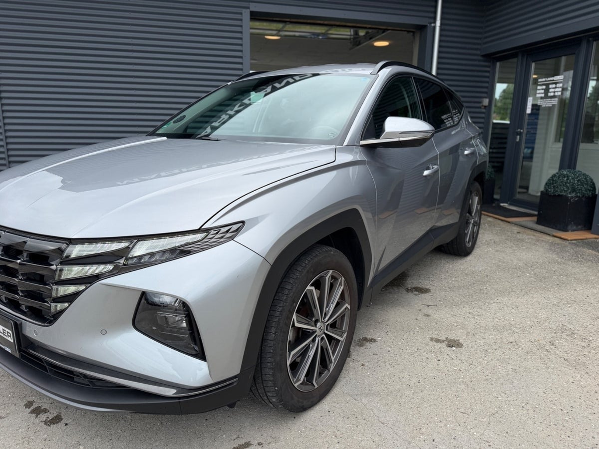 Sølv Hyundai Tucson fra 2021