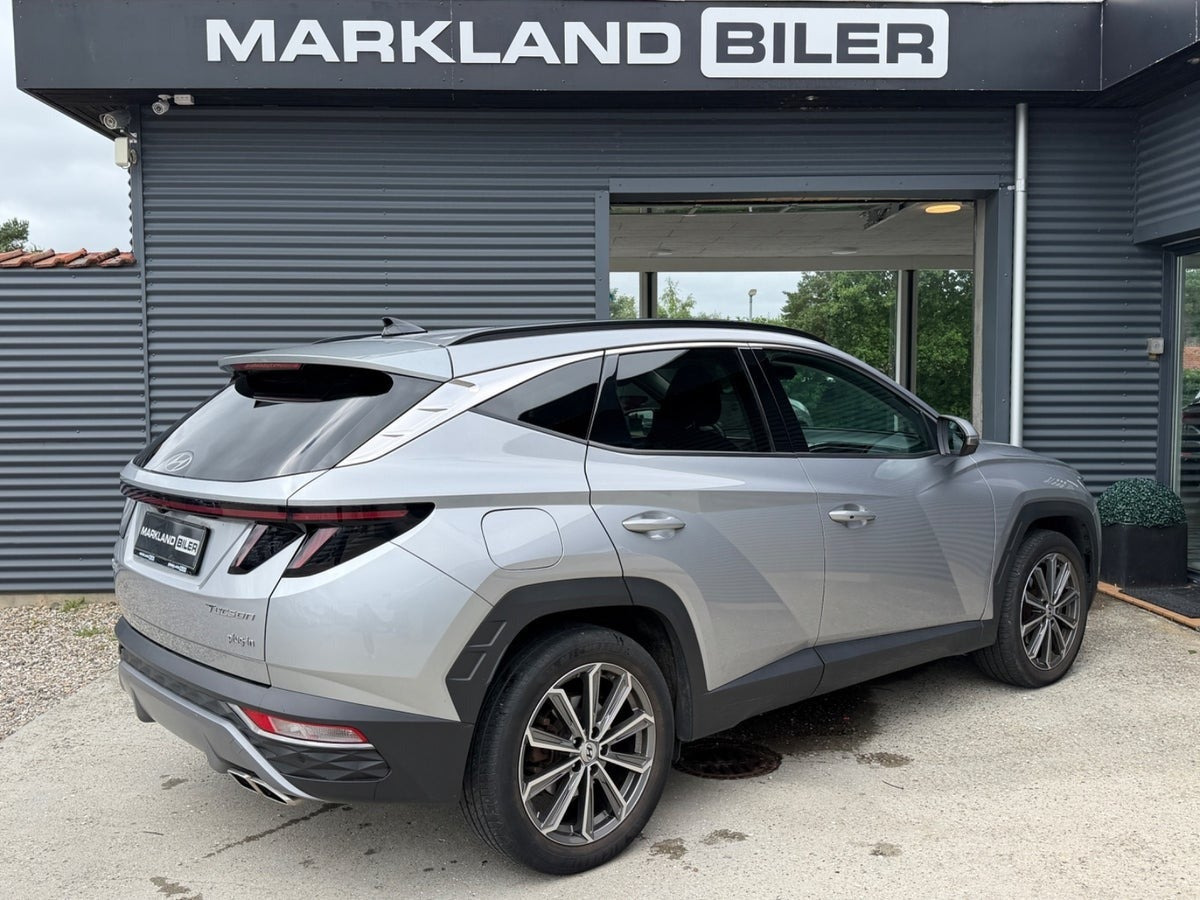 Sølv Hyundai Tucson fra 2021
