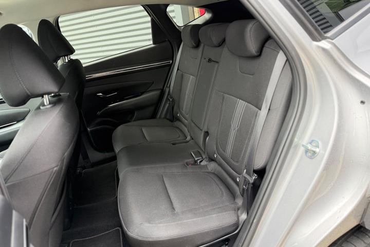 Sølv Hyundai Tucson fra 2021